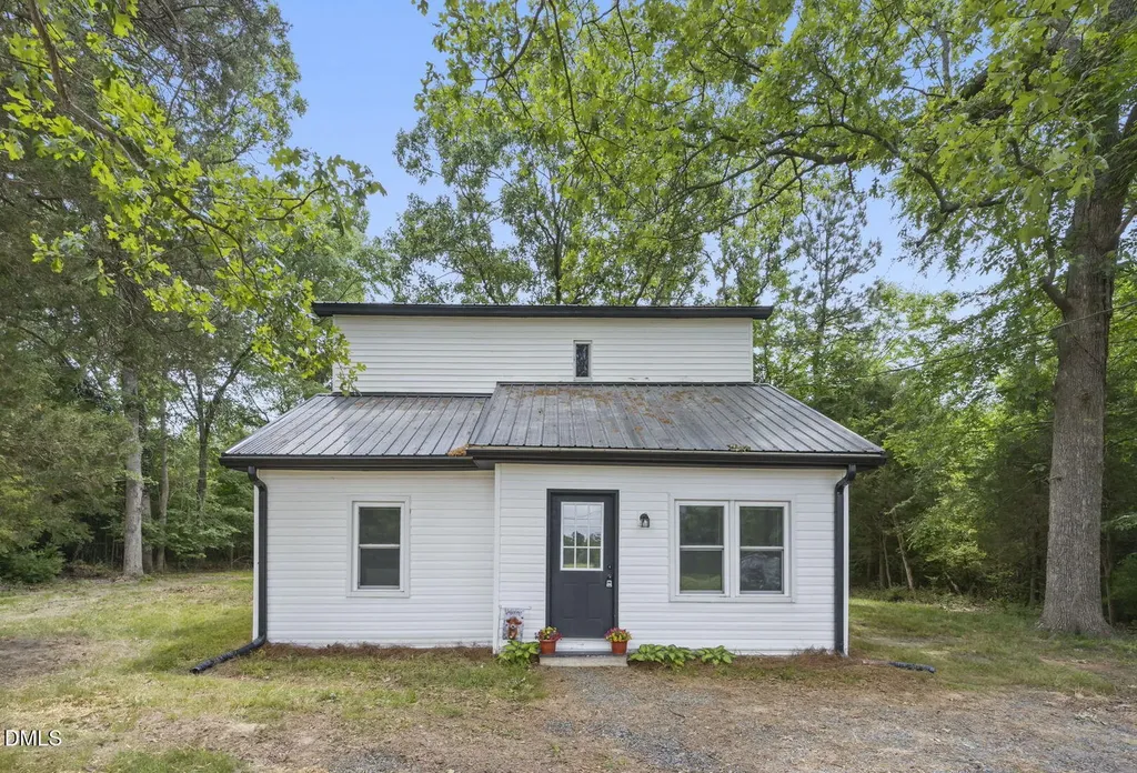 953 Bonlee Bennett Road Siler City NC 27344