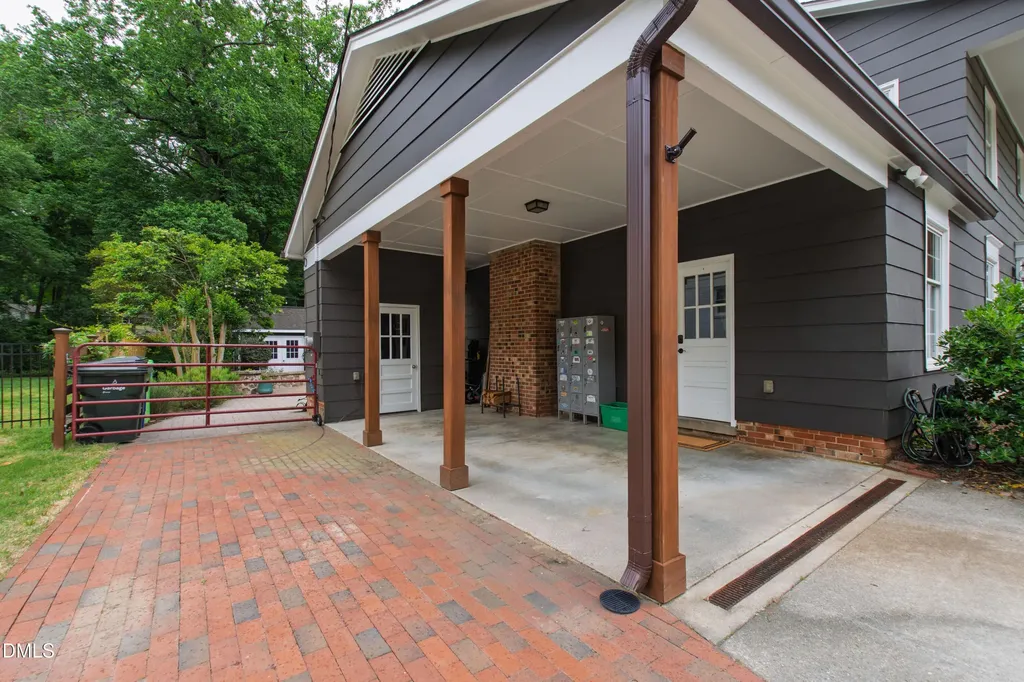 4704 Radcliff Road Raleigh NC 27609