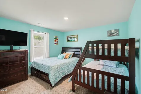 4621 Glencraig Avenue Greensboro NC 27405