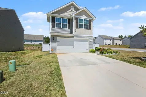 4621 Glencraig Avenue Greensboro NC 27405