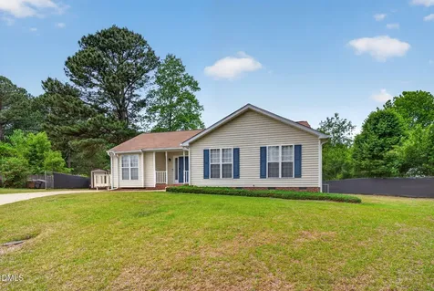 504 Noonday Court Holly Springs NC 27540