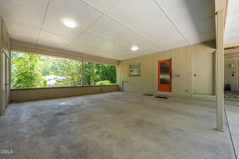 2220 Lakeview Terrace Burlington NC 27215