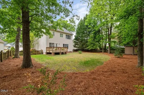 912 E Ivy Valley Drive Fuquay Varina NC 27526