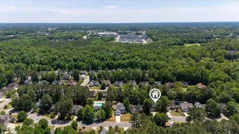 912 E Ivy Valley Drive Fuquay Varina NC 27526