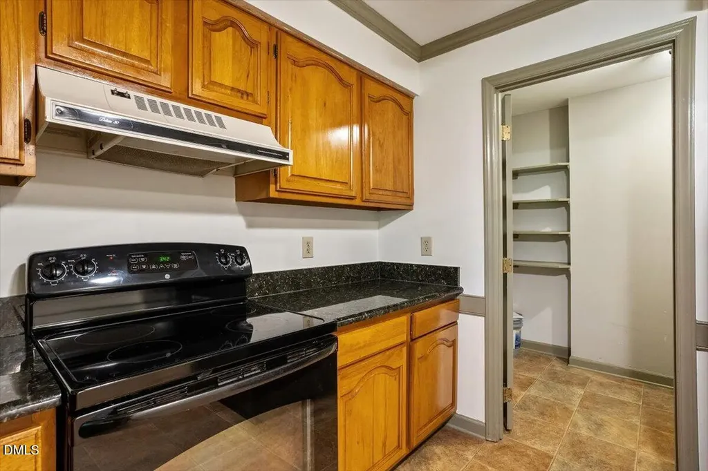 4522 Hamptonshire Drive Raleigh NC 27613