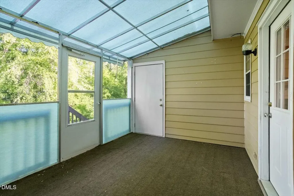 4522 Hamptonshire Drive Raleigh NC 27613