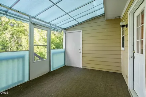 4522 Hamptonshire Drive Raleigh NC 27613