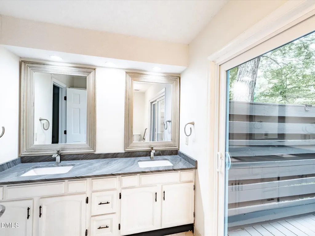 2929 Rue Sans Famille Raleigh NC 27607