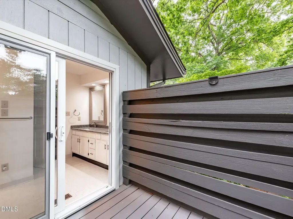 2929 Rue Sans Famille Raleigh NC 27607