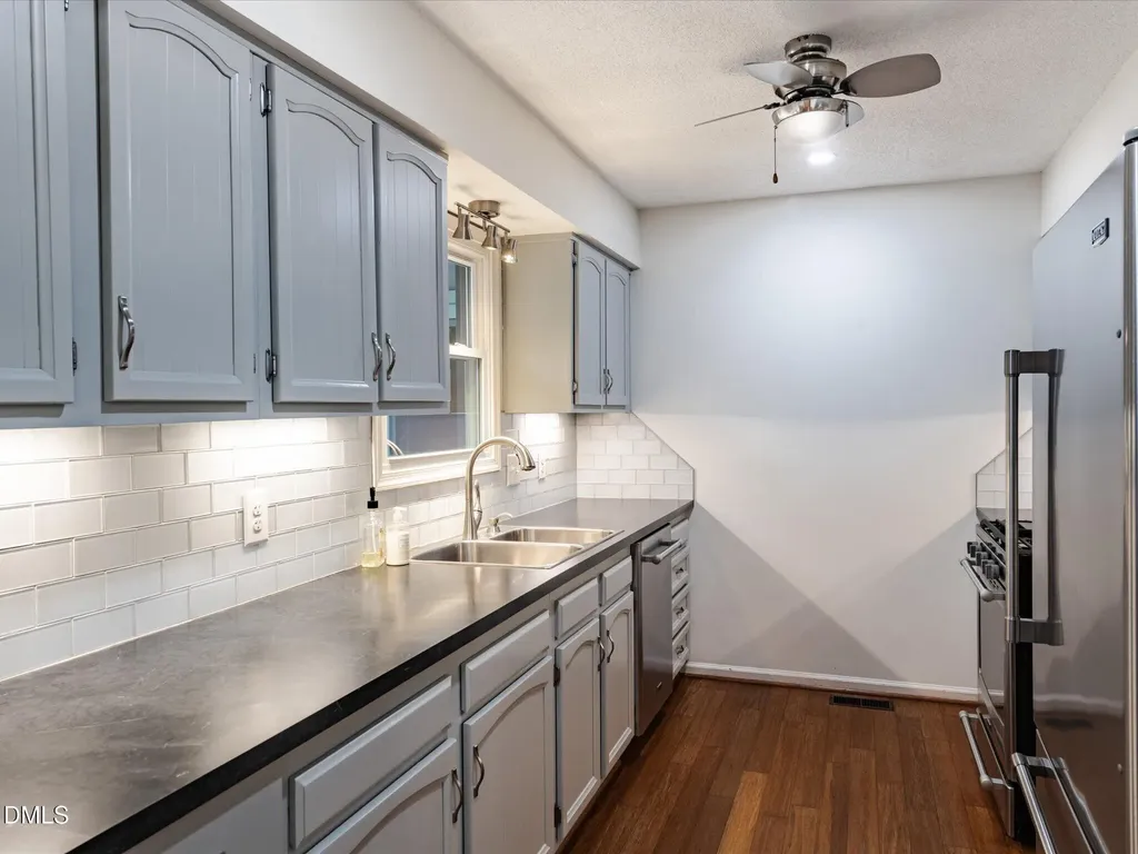 2929 Rue Sans Famille Raleigh NC 27607