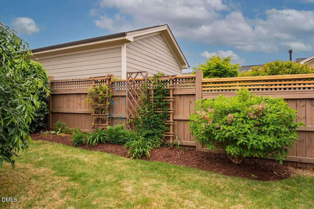 109 Old Piedmont Circle Chapel Hill NC 27516