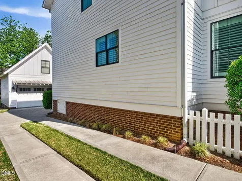 109 N Tunstall Avenue Apex NC 27502