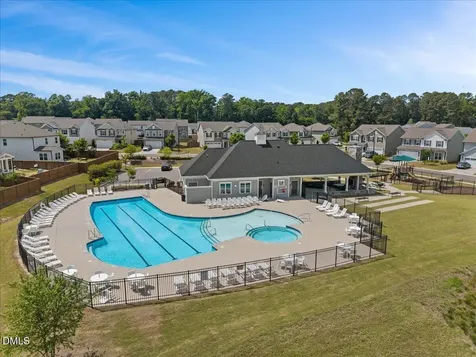 1205 Bluewater Way Durham NC 27703