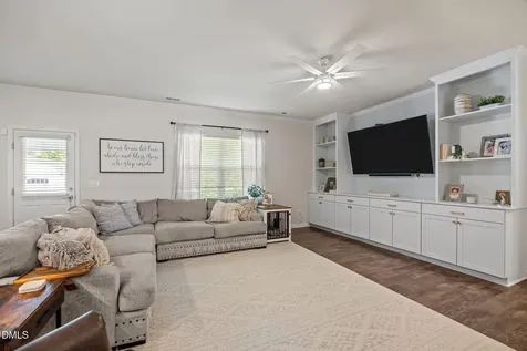4308 Auburn Hills Raleigh NC 27616
