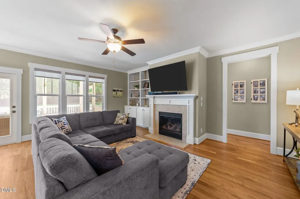 913 Hollymont Drive Holly Springs NC 27540