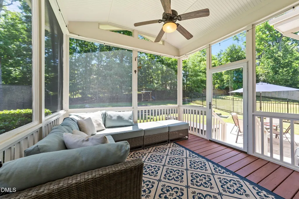 913 Hollymont Drive Holly Springs NC 27540