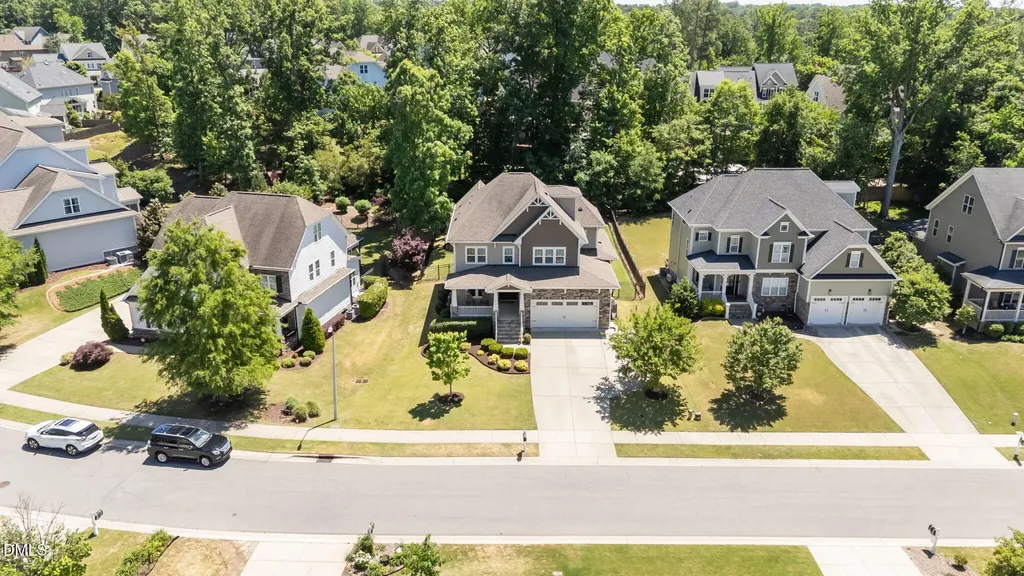 913 Hollymont Drive Holly Springs NC 27540