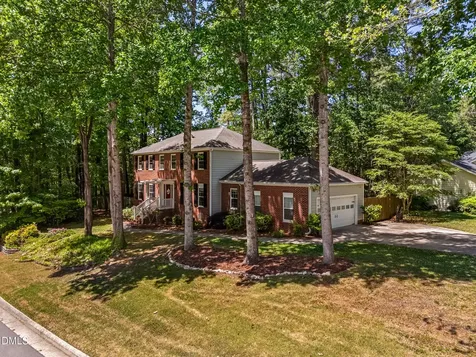 101 Pinehill Way Cary NC 27513