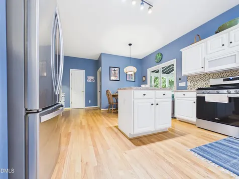 2102 Woodbury Drive Hillsborough NC 27278