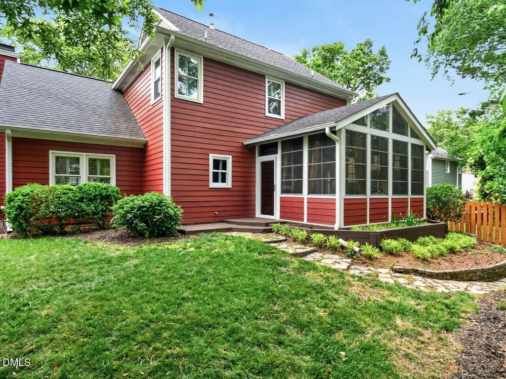 12321 Inglehurst Drive Raleigh NC 27613