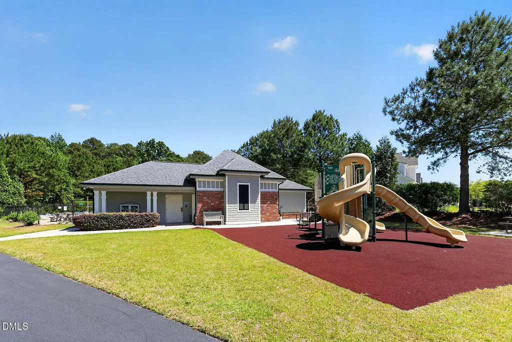 2205 Belvinwood Drive Fuquay Varina NC 27526