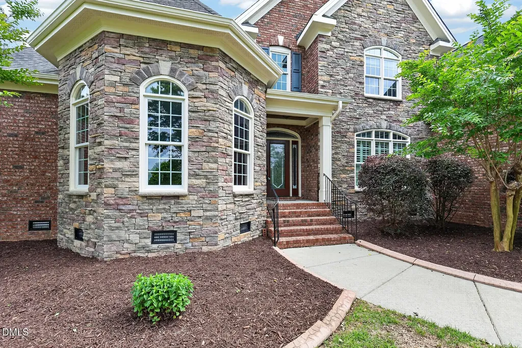 2205 Belvinwood Drive Fuquay Varina NC 27526
