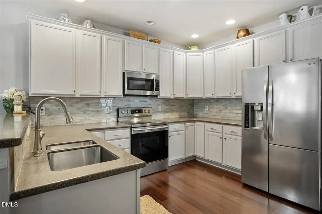 9425 Oglebay Court Raleigh NC 27617
