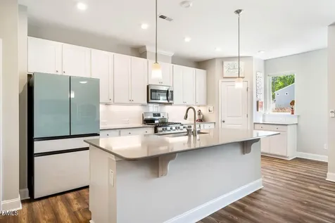 199 Deardom Way Chapel Hill NC 27516