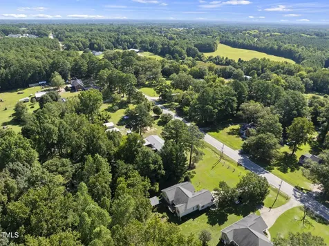 2068 Nc-27 Lillington NC 27546