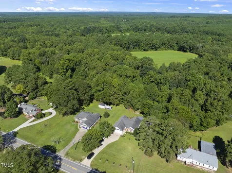 2068 Nc-27 Lillington NC 27546