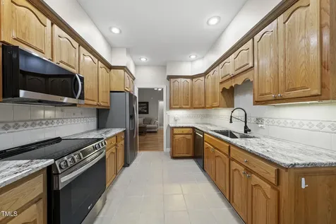 2068 Nc-27 Lillington NC 27546