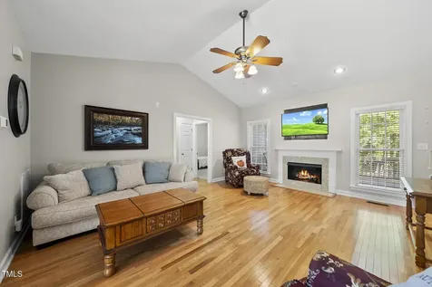 2068 Nc-27 Lillington NC 27546