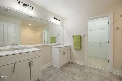 716 Ennis Creek Lane Cary NC 27513