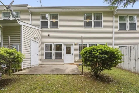 716 Ennis Creek Lane Cary NC 27513