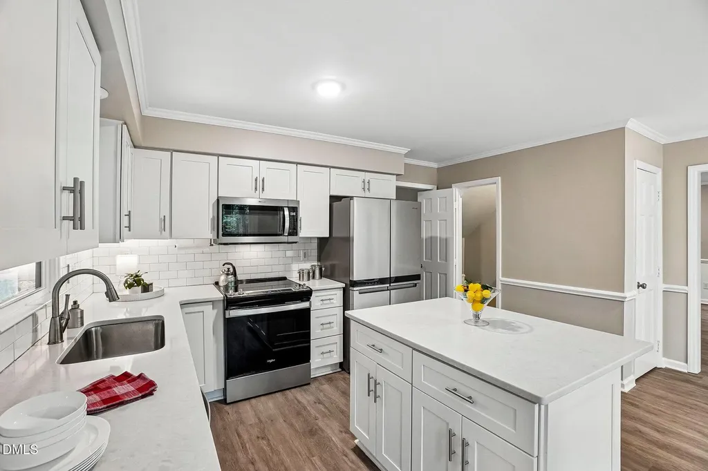 3116 Avondale Court Raleigh NC 27613