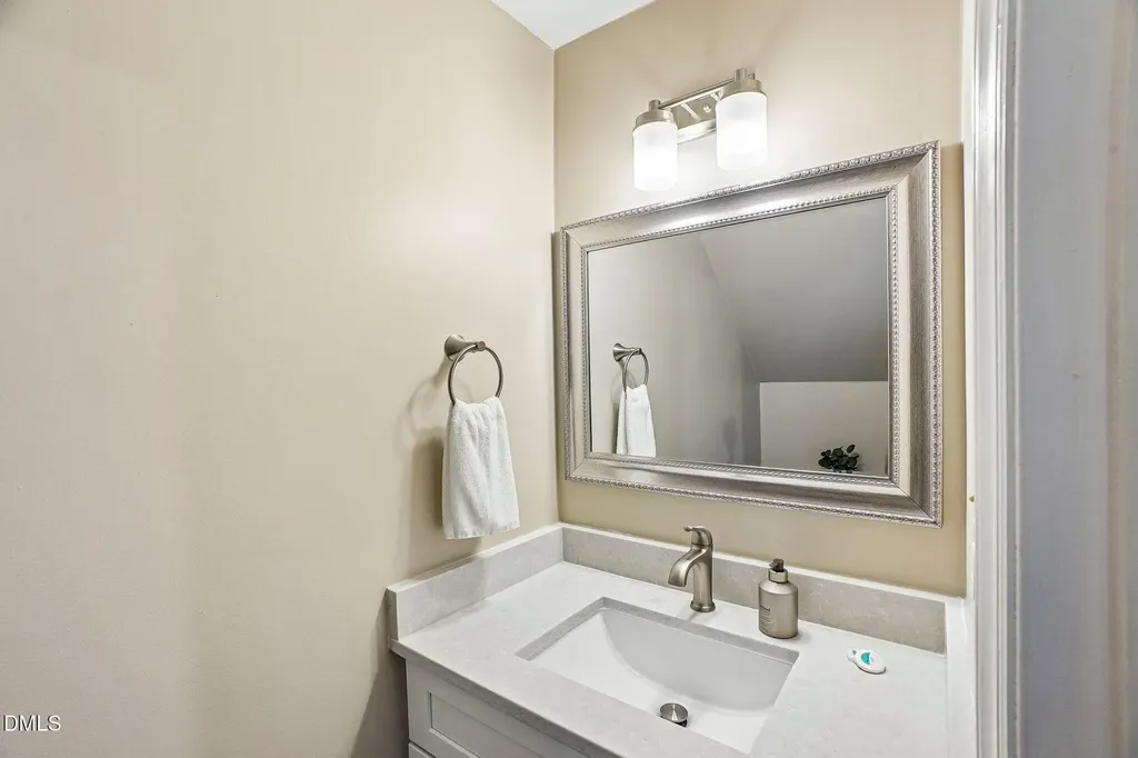 3116 Avondale Court Raleigh NC 27613