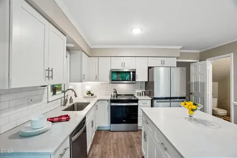 3116 Avondale Court Raleigh NC 27613