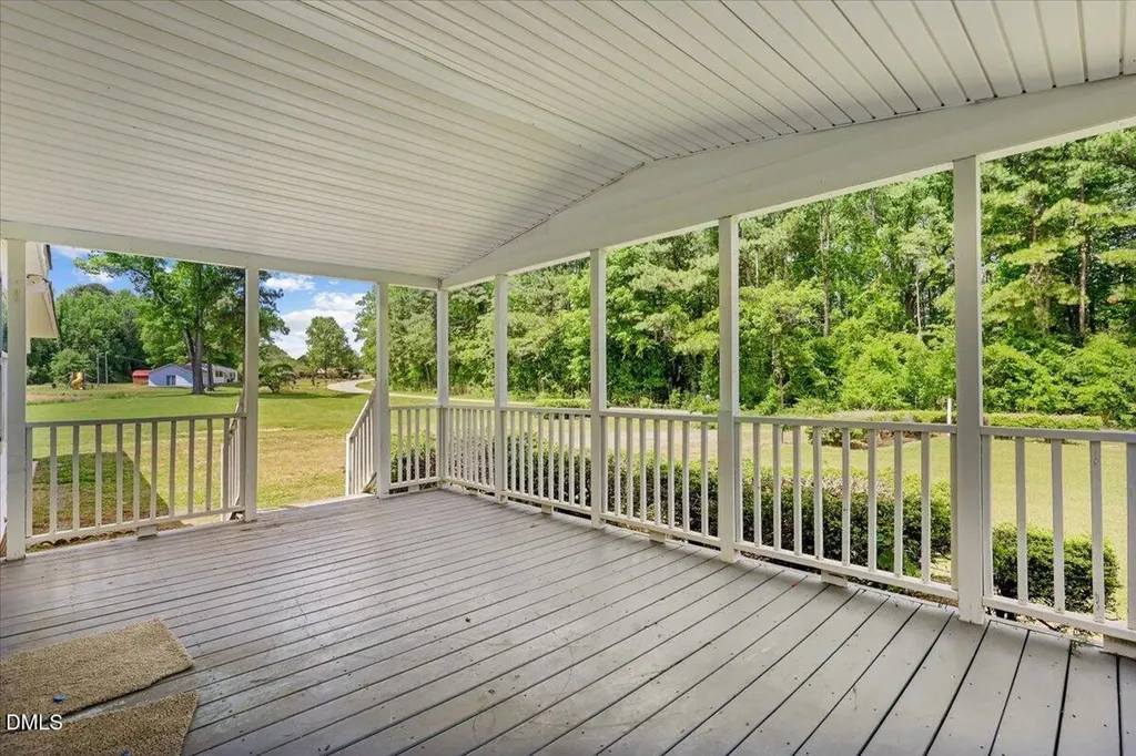 864 Old Dam Road Selma NC 27576
