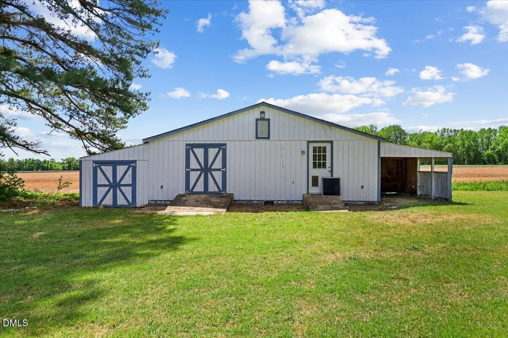864 Old Dam Road Selma NC 27576