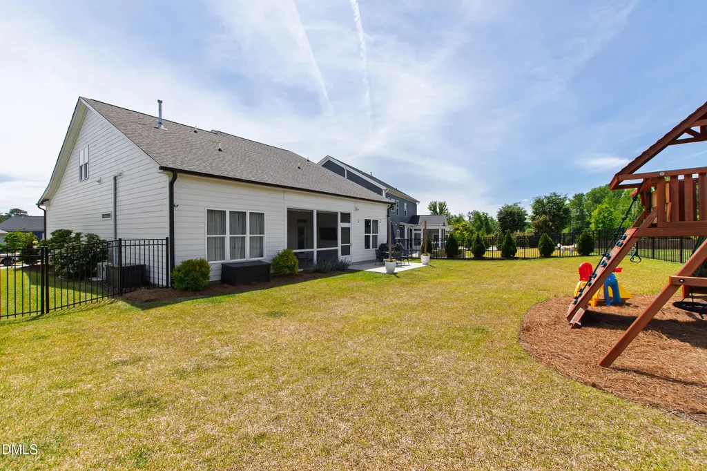 2805 High Plains Drive Fuquay Varina NC 27526