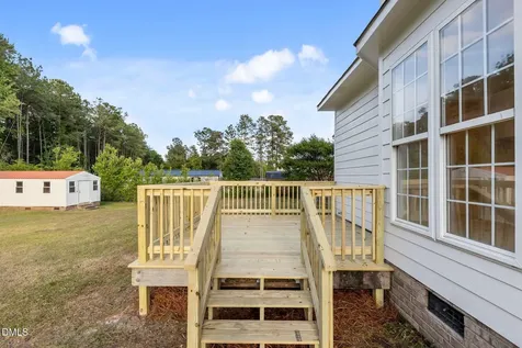 115 Stacy Lane Raeford NC 28376