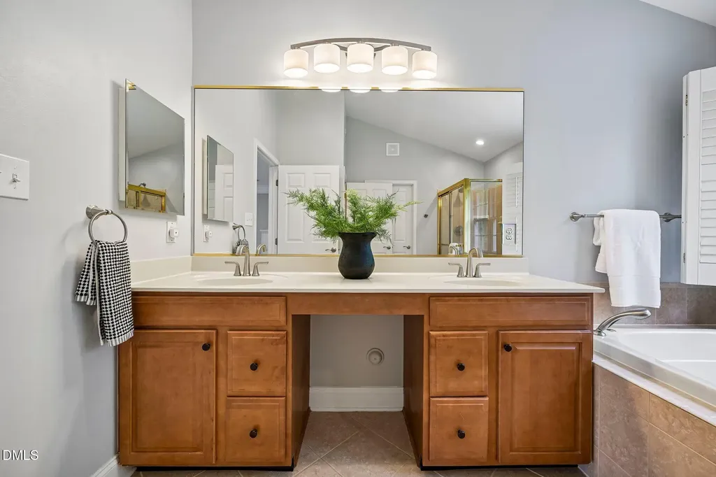 9305 Teton Pines Way Raleigh NC 27617
