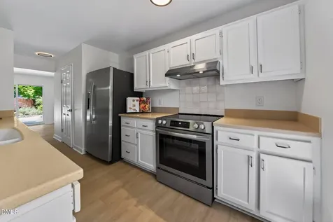 218 Rosebrooks Drive Cary NC 27513