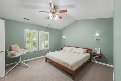 105 New Holland Place Cary NC 27519