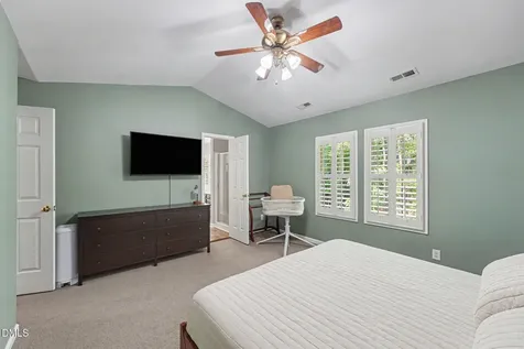 105 New Holland Place Cary NC 27519