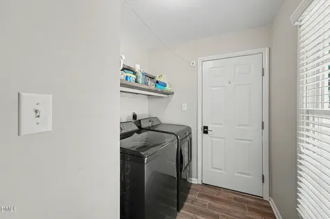 105 New Holland Place Cary NC 27519