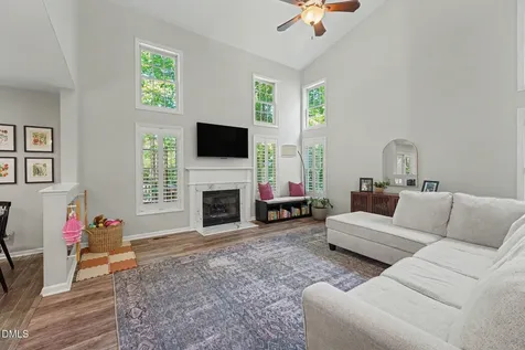 105 New Holland Place Cary NC 27519