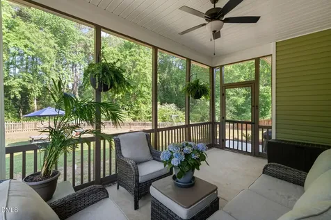 153 Shady Oaks Drive Benson NC 27504