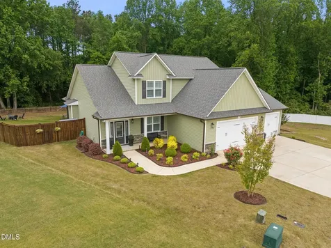 153 Shady Oaks Drive Benson NC 27504