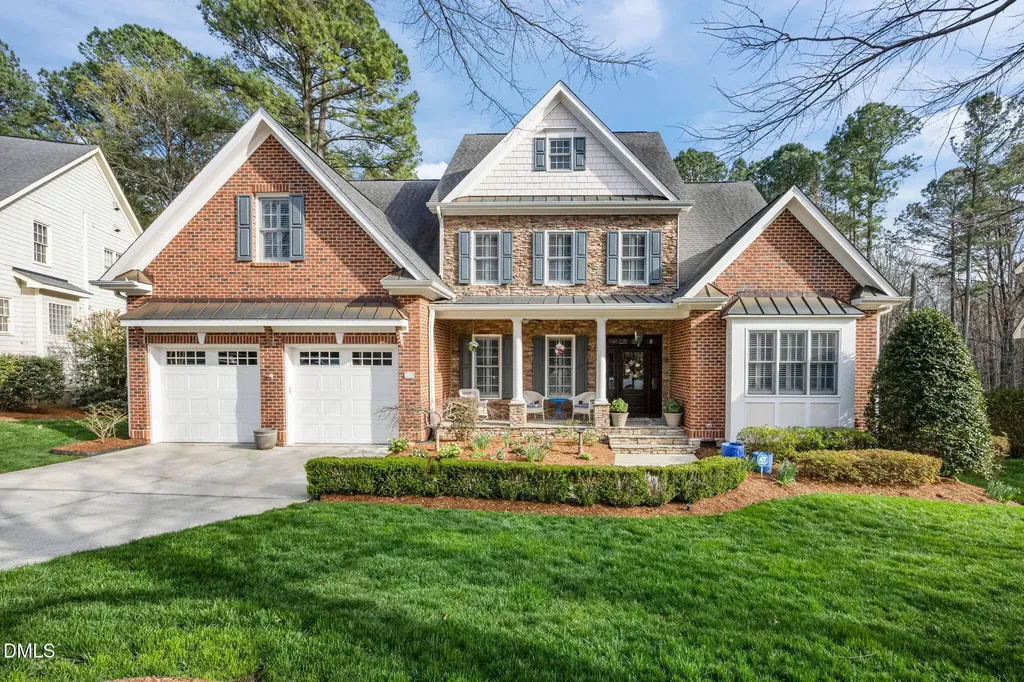 329 Oxfordshire Lane Chapel Hill NC 27517